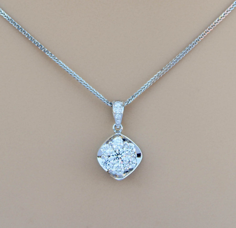 0.67ct Diamond Cluster Pendant Necklace 18k White Gold