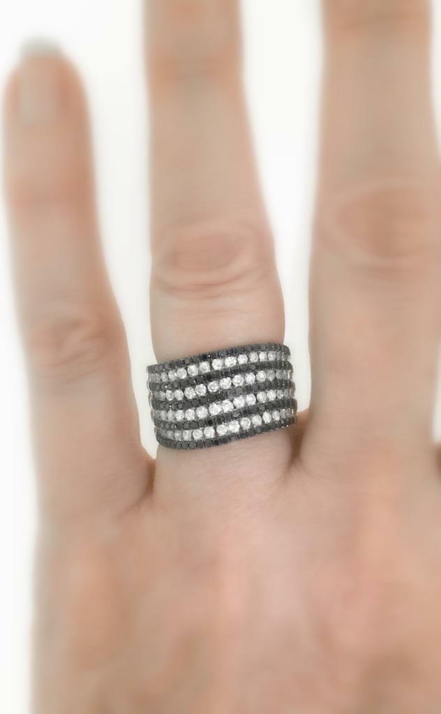 1.70ct Black and White Diamond Ring 18k White Gold Band